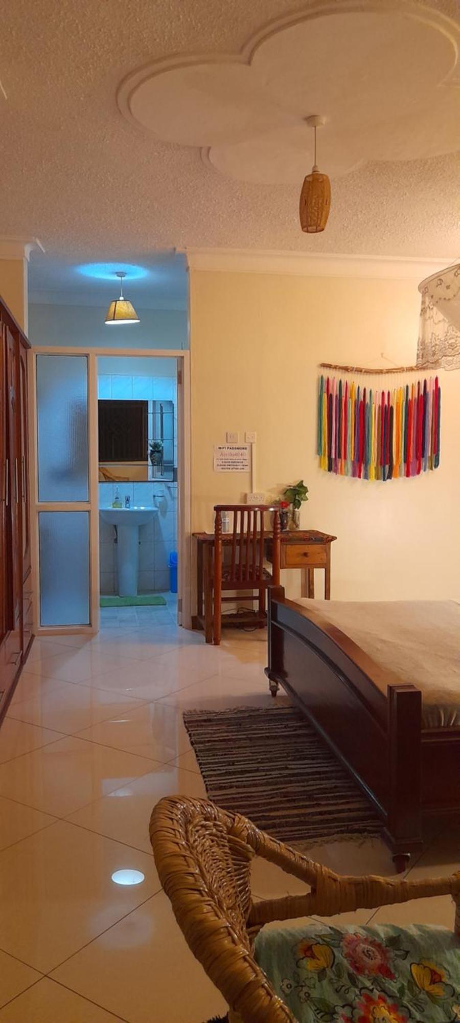 Aivilo Home Entebbe Buitenkant foto